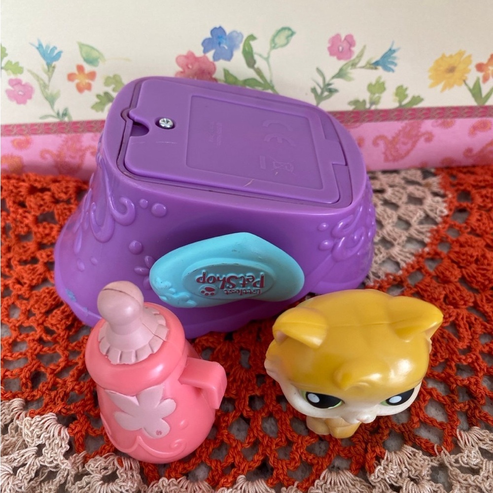 Littlest Pet Shop Rare Magic Motion 2005 1st Gen MM1 Licking Persian Cat Toy Set - Picture 6 of 11